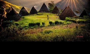 wae rebo flores culture village