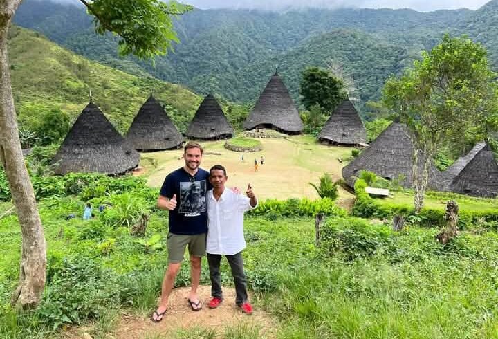 wae rebo 2 days tour