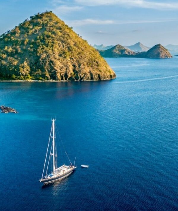 labuan bajo tour